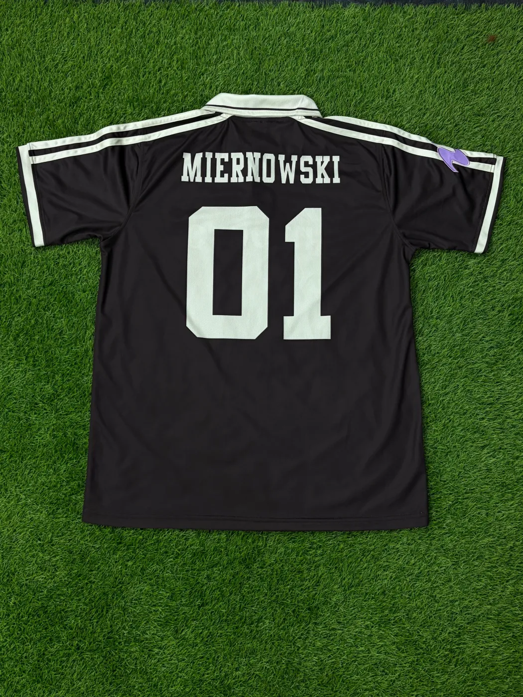 Custom team uniform manufactured by Kinexa Sportswear