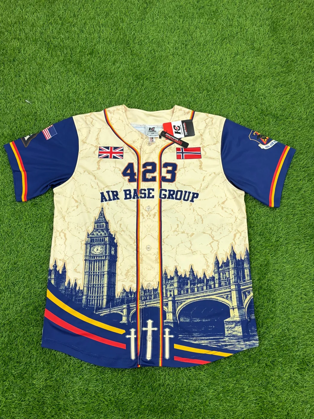 Custom team uniform manufactured by Kinexa Sportswear